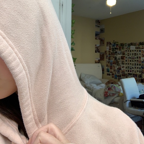 LaurDIY pink cropped merch “Feelin Crafty” - Picture 3 of 5